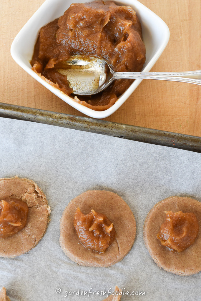 Filling Hamantashen With Date Paste